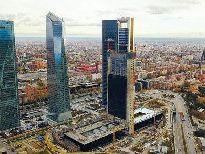 Caleido, beste etxe orratz bat Madrilen skylinen