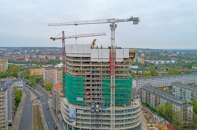 Goi errendimendua eta segurtasuna Hanza Towerren, Polonian