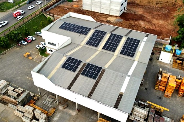 ULMAk bere instalazioetan jatorri berriztagarriko elektrizitatea berak sortzea sustatzen du
