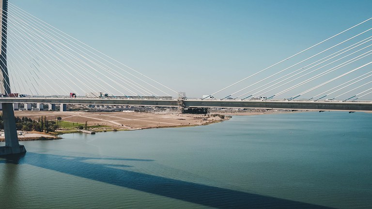 Vasco da Gama zubi tirantedunaren konponketa, Lisboa